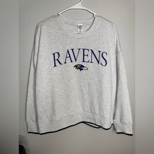 NWT Baltimore Ravens  Women's Light Gray Sweater